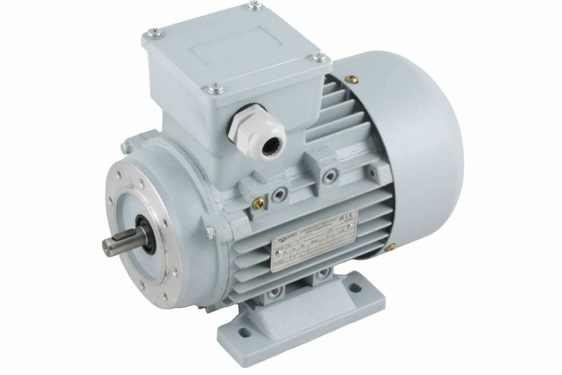 Электродвигатель трёхфазный асинхронный INNORED (0.55 кВт 2800 об/мин) 10514мм, на лапах, схема включения звезда/треугольник (380В/220В), IP55 RM71M2-2 B34